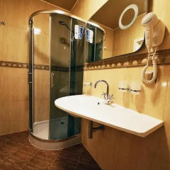 Hotel Alisa 3* Стандартный номер с 2 отдельными кроватями фото 15
