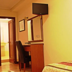 Отель Hostal San Glorio 2* Стандартный номер с различными типами кроватей фото 4