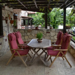 Отель Artemis Stone House балкон