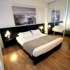 Отель Aparthotel Adagio Nice Promenade des Anglais сейф в номере