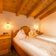 Hotel Schneeberg Family Resort & SPA 4* Стандартный номер с различными типами кроватей фото 9