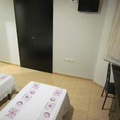 Отель Hostal Julian Brunete Брунете удобства в номере фото 2