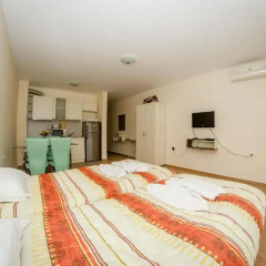 Holiday Garden Hotel 3* Студия с различными типами кроватей фото 2