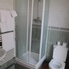 Central Hotel 3* Стандартный номер с 2 отдельными кроватями фото 2