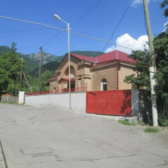 Отель Guest House Artemi Армения, Одзун - отзывы, цены и фото номеров - забронировать отель Guest House Artemi онлайн парковка
