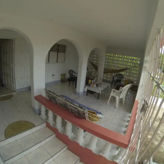 Отель Tina's Guest House Ямайка, Монастырь - отзывы, цены и фото номеров - забронировать отель Tina's Guest House онлайн