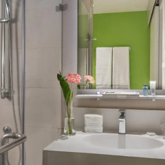 Отель Park Inn By Radisson Clark 4* Стандартный номер с различными типами кроватей фото 3