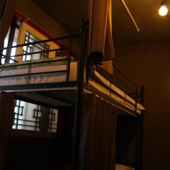 Mr.Comma Guesthouse - Hostel Кровать в общем номере с двухъярусной кроватью фото 13
