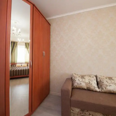 Мини-Отель КвартировЪ-Взлетка Стандартный номер с двуспальной кроватью (общая ванная комната) фото 2