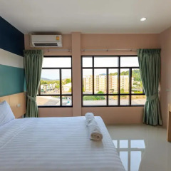 Отель JJ Residence Phuket Town 3* Улучшенный номер с различными типами кроватей