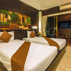 Отель Azhotel Patong 3* Номер Делюкс разные типы кроватей фото 27