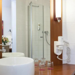 Star Inn Hotel Frankfurt Centrum, by Comfort 3* Стандартный номер с различными типами кроватей фото 4