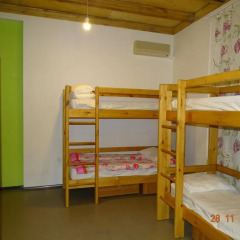 Hostel Vesna Кровать в женском общем номере двухъярусные кровати фото 4
