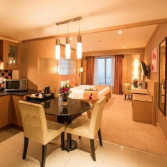 Emirates Grand Hotel 4* Номер Делюкс фото 2