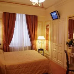 Champagne Palace Hotel 4* Стандартный номер с различными типами кроватей фото 2