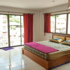 Отель Family Home Guesthouse Стандартный номер с различными типами кроватей фото 8