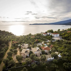 Отель Mythos Bungalows пляж