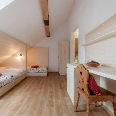 Отель Guesthouse and Restaurant Kunstelj детские мероприятия