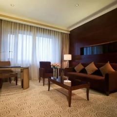Millennium Hotel Chengdu 4* Представительский люкс с различными типами кроватей фото 3