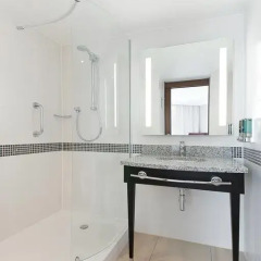 Отель Hampton By Hilton London Waterloo 3* Стандартный номер фото 12