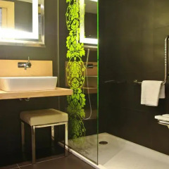 DoubleTree by Hilton Hotel Girona 4* Стандартный номер с различными типами кроватей фото 13
