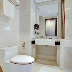 Fashion Hotel Legian 4* Улучшенный номер с различными типами кроватей фото 6