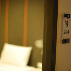 H2 Hotel 3* Номер Делюкс фото 6