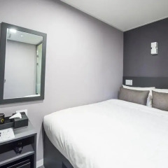 Отель Philstay Myeongdong Metro 3* Стандартный номер фото 5