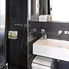 Отель VISIONAPARTMENTS Berlin Otto-Braun-Strasse Германия, Берлин - отзывы, цены и фото номеров - забронировать отель VISIONAPARTMENTS Berlin Otto-Braun-Strasse онлайн ванная фото 2