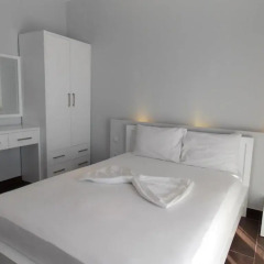 Royal Blue Hotel комната для гостей