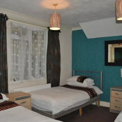 Отель Russell Guest House Стандартный номер с различными типами кроватей фото 3