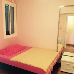 Отель Go Bcn Hostal Ideal Badal Стандартный номер с двуспальной кроватью (общая ванная комната) фото 6