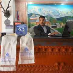 Отель Апарт-Отель Alpine Непал, Катманду - отзывы, цены и фото номеров - забронировать отель Апарт-Отель Alpine онлайн интерьер отеля