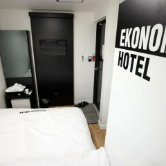 Отель Ekonomy Myeongdong Central 3* Стандартный номер фото 3