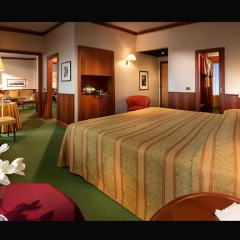 Отель Cavour 4* Люкс