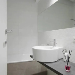 Отель Tiberina Apartment Италия, Рим - отзывы, цены и фото номеров - забронировать отель Tiberina Apartment онлайн ванная