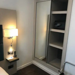 Отель Admiral Hotel Швейцария, Женева - 1 отзыв об отеле, цены и фото номеров - забронировать отель Admiral Hotel онлайн сейф в номере