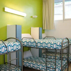 Mundaka Hostel & Sports Cafe Кровать в общем номере с двухъярусной кроватью фото 5