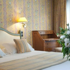 Отель Hôtel Le Regent Paris 3* Улучшенный номер с различными типами кроватей фото 2