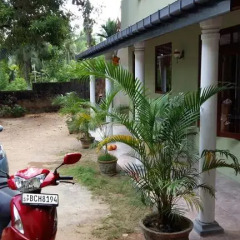 Отель Punsara`s Holiday Home Шри-Ланка, Пляж Golden Mile - отзывы, цены и фото номеров - забронировать отель Punsara`s Holiday Home онлайн