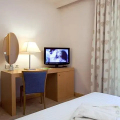 Central Athens Hotel 3* Улучшенный номер с различными типами кроватей фото 4