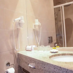 Отель Opera Suites 4* Улучшенный номер с различными типами кроватей фото 16