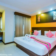Green Harbor Patong Hotel 2* Стандартный номер фото 16
