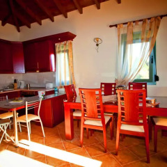 Отель Aselinos Suites 3* Коттедж с различными типами кроватей фото 13
