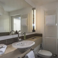 Bavaria Boutique Hotel 4* Номер Комфорт фото 4