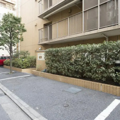 Hotel Villa Fontaine Tokyo-Hamamatsucho парковка