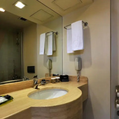 Отель Divan Istanbul City 4* Улучшенный номер с различными типами кроватей фото 3