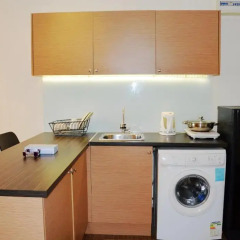 Отель Taragon Residences в номере фото 2