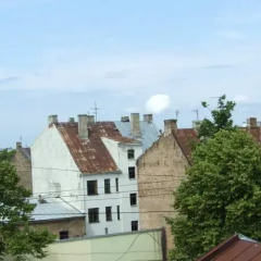 Апартаменты Sunlit Loft Apartment Riga