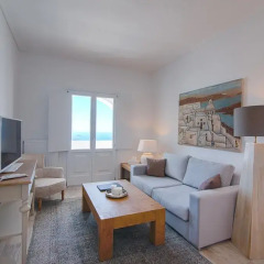 Отель Aqua Luxury Suites Люкс с различными типами кроватей фото 8